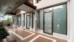 Far Horizon Garden (D20), Office #613404251
